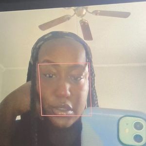 Meet your Posher, Naima